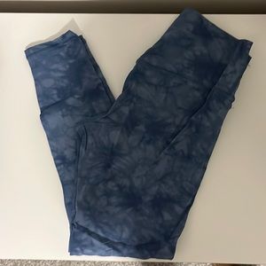 Blue tie dye legging